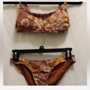 Super cute brown floral bikini.